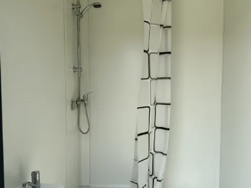 Contentor sanitário com 3 cabines - Image 7