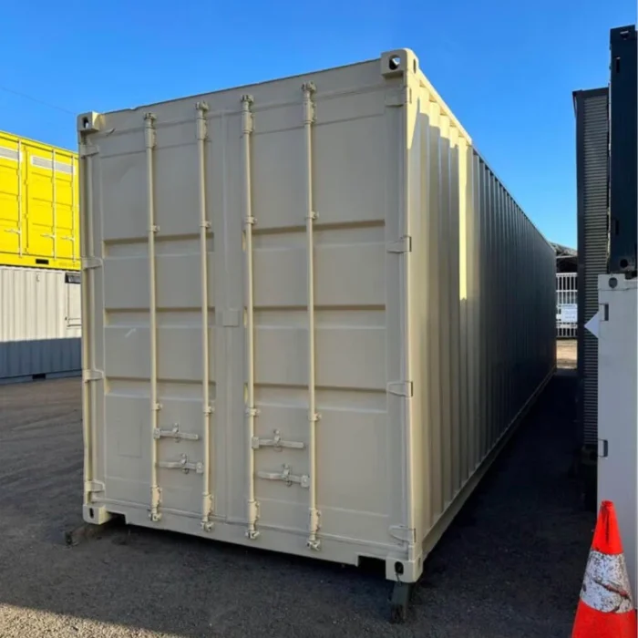 Contentor de 40' x 8' pés com rodas
