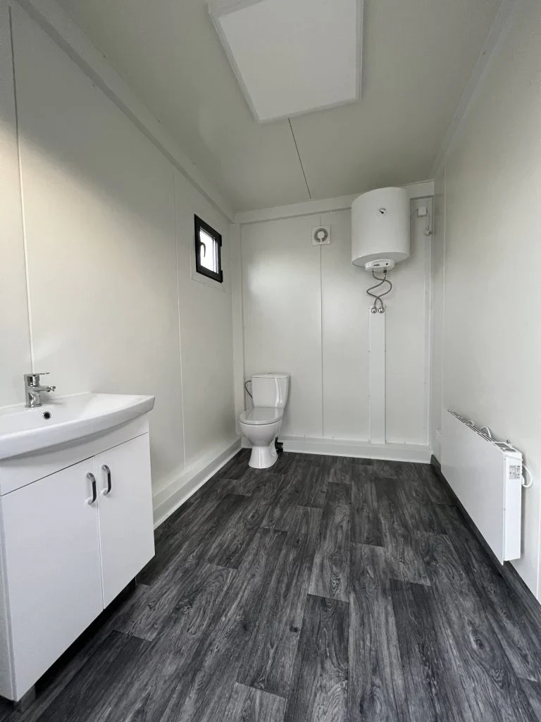 Cabine sanitária premium: chuveiro e sanita separados - Image 4